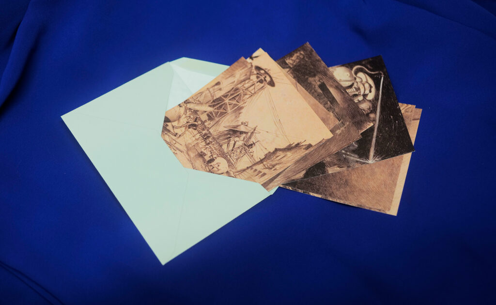 The War of the Worlds, postcards by Henrique Alvim Corrêa
